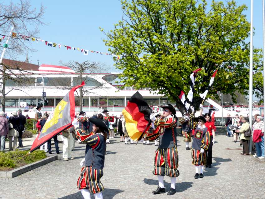 Begrüßung der Gäste durch den Fanfarenzug Niederburg Konstanz.